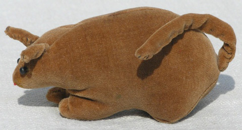 Early 20th C Mennonite Cloth Mouse